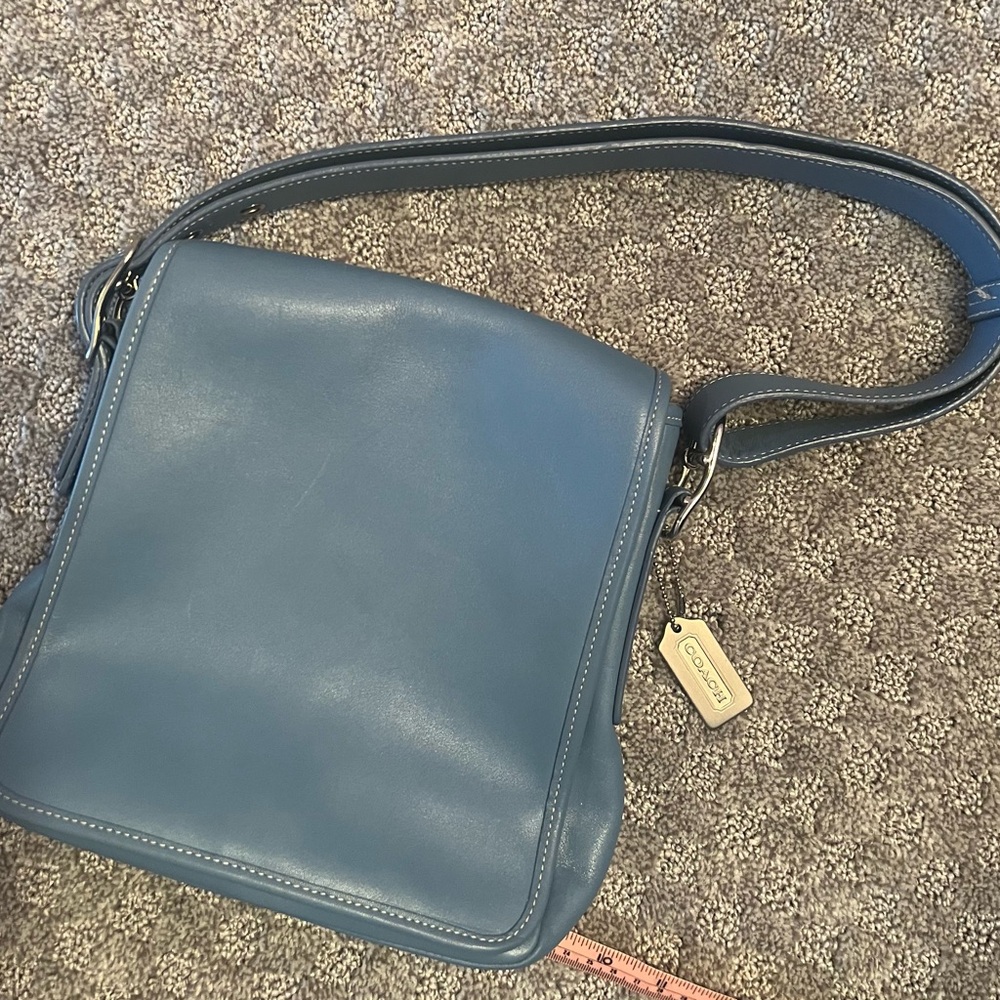 Coach vintage shoulder bag